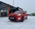 Червоний Форд Фієста, об'ємом двигуна 1.4 л та пробігом 125 тис. км за 6800 $, фото 1 на Automoto.ua