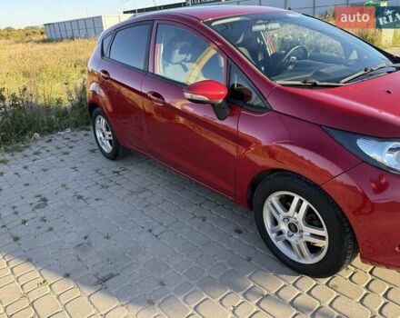 Красный Форд Фиеста, объемом двигателя 1.6 л и пробегом 120 тыс. км за 6800 $, фото 1 на Automoto.ua