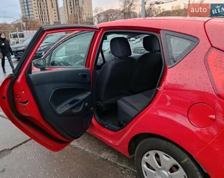 Форд Фієста 2012 у Харкові на Automoto.ua Червоний Форд Фієста, об'ємом двигуна 1.2 л та пробігом 109 тис. км за 5790 $, фото 13 на Automoto.ua