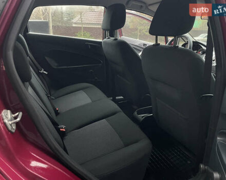 Червоний Форд Фієста, об'ємом двигуна 1.4 л та пробігом 119 тис. км за 7650 $, фото 26 на Automoto.ua