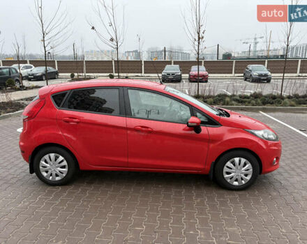 Красный Форд Фиеста, объемом двигателя 1.39 л и пробегом 103 тыс. км за 7500 $, фото 2 на Automoto.ua