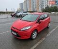 Червоний Форд Фієста, об'ємом двигуна 1.39 л та пробігом 112 тис. км за 6490 $, фото 1 на Automoto.ua