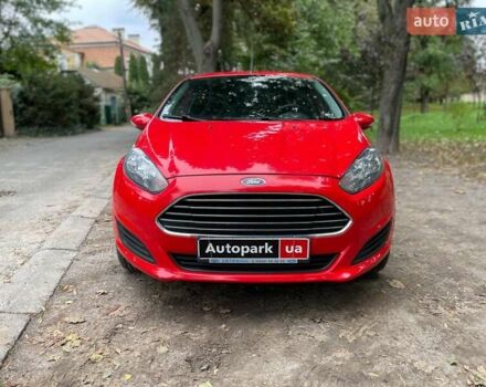 Червоний Форд Фієста, об'ємом двигуна 1 л та пробігом 68 тис. км за 7190 $, фото 3 на Automoto.ua