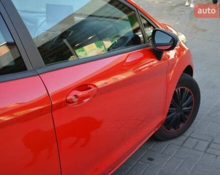 Красный Форд Фиеста, объемом двигателя 1.24 л и пробегом 189 тыс. км за 5600 $, фото 26 на Automoto.ua