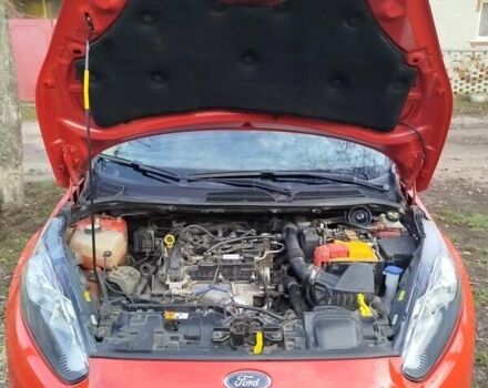 Червоний Форд Фієста, об'ємом двигуна 1 л та пробігом 57 тис. км за 6800 $, фото 6 на Automoto.ua
