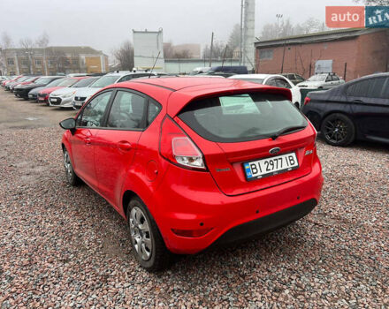 Червоний Форд Фієста, об'ємом двигуна 1.6 л та пробігом 59 тис. км за 8300 $, фото 4 на Automoto.ua