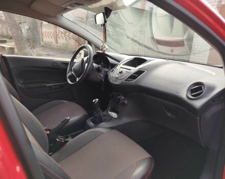 Червоний Форд Фієста, об'ємом двигуна 1 л та пробігом 57 тис. км за 6800 $, фото 8 на Automoto.ua