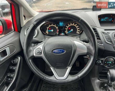 Червоний Форд Фієста, об'ємом двигуна 1.6 л та пробігом 59 тис. км за 8300 $, фото 18 на Automoto.ua