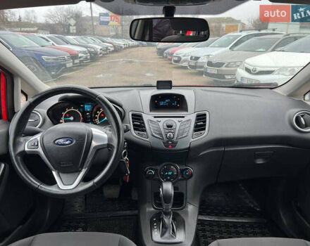 Червоний Форд Фієста, об'ємом двигуна 1.6 л та пробігом 59 тис. км за 8300 $, фото 15 на Automoto.ua