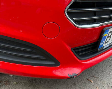 Червоний Форд Фієста, об'ємом двигуна 1.1 л та пробігом 147 тис. км за 6500 $, фото 5 на Automoto.ua