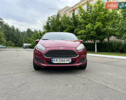 Червоний Форд Фієста, об'ємом двигуна 1 л та пробігом 160 тис. км за 5500 $, фото 1 на Automoto.ua