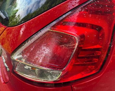 Красный Форд Фиеста, объемом двигателя 1 л и пробегом 130 тыс. км за 5740 $, фото 8 на Automoto.ua