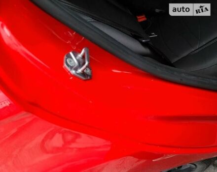 Красный Форд Фиеста, объемом двигателя 1.6 л и пробегом 135 тыс. км за 7200 $, фото 18 на Automoto.ua
