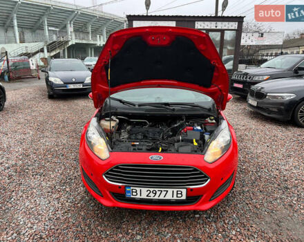 Червоний Форд Фієста, об'ємом двигуна 1.6 л та пробігом 59 тис. км за 8300 $, фото 9 на Automoto.ua