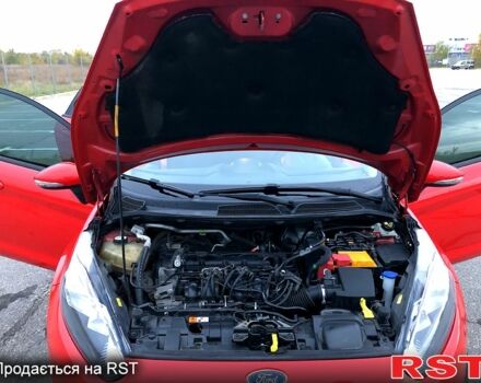 Красный Форд Фиеста, объемом двигателя 1.6 л и пробегом 70 тыс. км за 9000 $, фото 10 на Automoto.ua