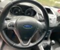 Червоний Форд Фієста, об'ємом двигуна 1 л та пробігом 68 тис. км за 7190 $, фото 25 на Automoto.ua
