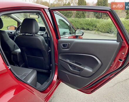 Червоний Форд Фієста, об'ємом двигуна 1.6 л та пробігом 7 тис. км за 9150 $, фото 50 на Automoto.ua