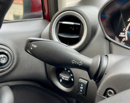 Червоний Форд Фієста, об'ємом двигуна 1.6 л та пробігом 7 тис. км за 9150 $, фото 62 на Automoto.ua