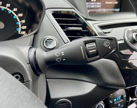 Червоний Форд Фієста, об'ємом двигуна 1.6 л та пробігом 7 тис. км за 9150 $, фото 65 на Automoto.ua