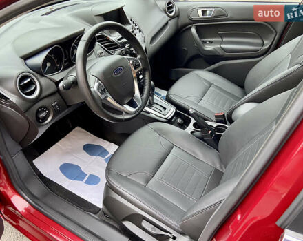 Червоний Форд Фієста, об'ємом двигуна 1.6 л та пробігом 7 тис. км за 9150 $, фото 41 на Automoto.ua