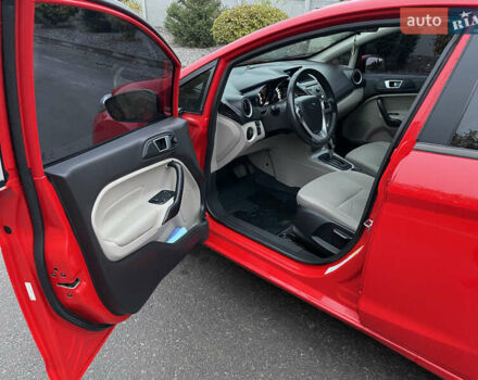 Красный Форд Фиеста, объемом двигателя 1.6 л и пробегом 127 тыс. км за 8000 $, фото 10 на Automoto.ua