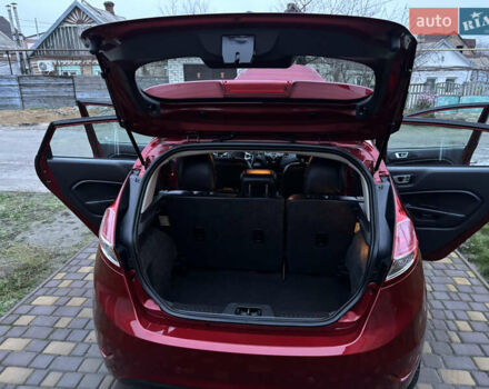 Червоний Форд Фієста, об'ємом двигуна 1.6 л та пробігом 104 тис. км за 7500 $, фото 15 на Automoto.ua