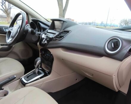 Червоний Форд Фієста, об'ємом двигуна 1.6 л та пробігом 77 тис. км за 4800 $, фото 8 на Automoto.ua