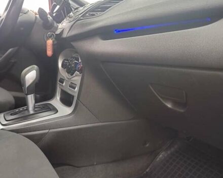 Красный Форд Фиеста, объемом двигателя 1.6 л и пробегом 204 тыс. км за 7500 $, фото 12 на Automoto.ua