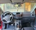 Красный Форд Фиеста, объемом двигателя 1 л и пробегом 68 тыс. км за 7500 $, фото 5 на Automoto.ua