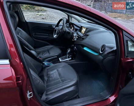 Червоний Форд Фієста, об'ємом двигуна 1.6 л та пробігом 104 тис. км за 7500 $, фото 35 на Automoto.ua