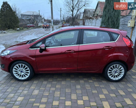 Червоний Форд Фієста, об'ємом двигуна 1.6 л та пробігом 104 тис. км за 7500 $, фото 2 на Automoto.ua