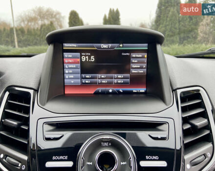 Червоний Форд Фієста, об'ємом двигуна 1.6 л та пробігом 7 тис. км за 9150 $, фото 76 на Automoto.ua