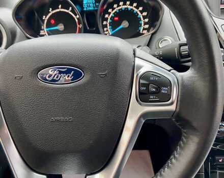 Червоний Форд Фієста, об'ємом двигуна 1.6 л та пробігом 7 тис. км за 9150 $, фото 64 на Automoto.ua