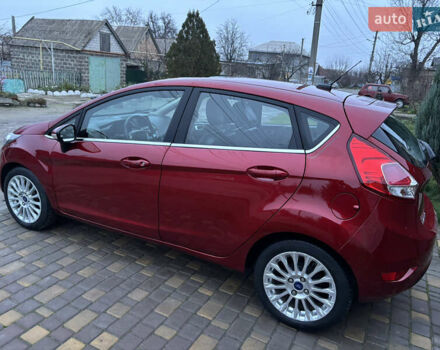 Червоний Форд Фієста, об'ємом двигуна 1.6 л та пробігом 104 тис. км за 7500 $, фото 4 на Automoto.ua
