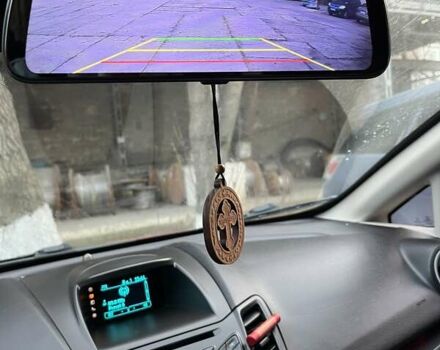 Червоний Форд Фієста, об'ємом двигуна 1.6 л та пробігом 134 тис. км за 8000 $, фото 4 на Automoto.ua