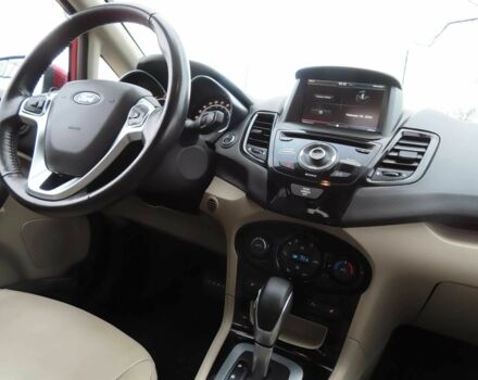 Червоний Форд Фієста, об'ємом двигуна 1.6 л та пробігом 77 тис. км за 4800 $, фото 9 на Automoto.ua