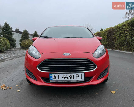 Красный Форд Фиеста, объемом двигателя 1.6 л и пробегом 127 тыс. км за 8000 $, фото 1 на Automoto.ua