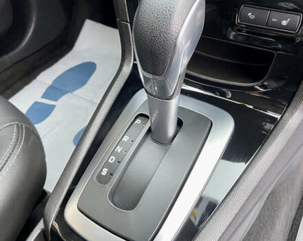 Червоний Форд Фієста, об'ємом двигуна 1.6 л та пробігом 7 тис. км за 9150 $, фото 67 на Automoto.ua