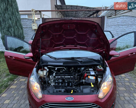 Червоний Форд Фієста, об'ємом двигуна 1.6 л та пробігом 104 тис. км за 7500 $, фото 10 на Automoto.ua