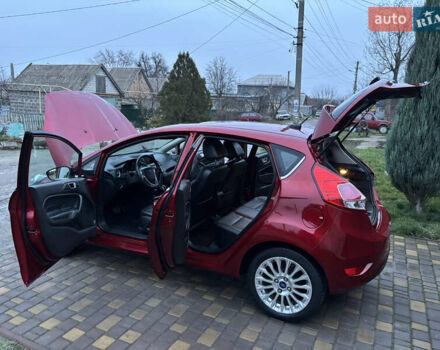 Червоний Форд Фієста, об'ємом двигуна 1.6 л та пробігом 104 тис. км за 7500 $, фото 13 на Automoto.ua