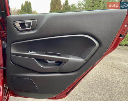 Червоний Форд Фієста, об'ємом двигуна 1.6 л та пробігом 7 тис. км за 9150 $, фото 51 на Automoto.ua