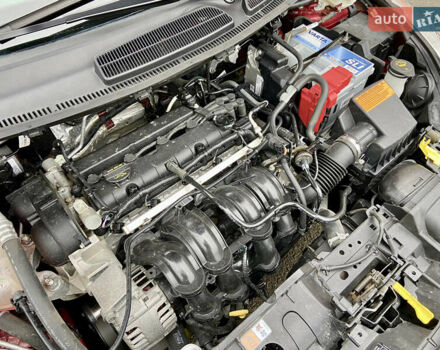 Червоний Форд Фієста, об'ємом двигуна 1.6 л та пробігом 7 тис. км за 9150 $, фото 101 на Automoto.ua