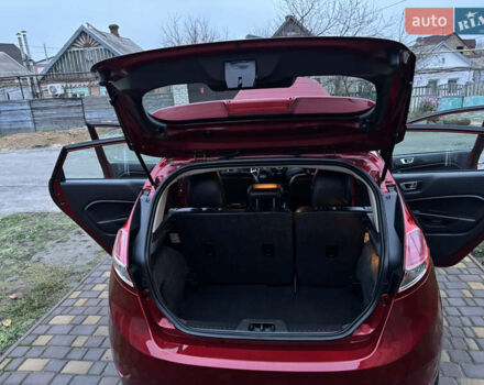 Червоний Форд Фієста, об'ємом двигуна 1.6 л та пробігом 104 тис. км за 7500 $, фото 17 на Automoto.ua