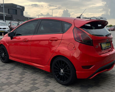 Красный Форд Фиеста, объемом двигателя 1.6 л и пробегом 132 тыс. км за 9500 $, фото 4 на Automoto.ua