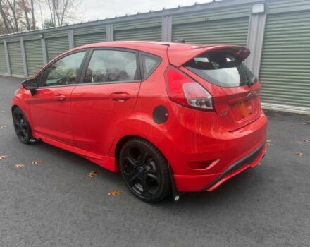 Красный Форд Фиеста, объемом двигателя 1.6 л и пробегом 70 тыс. км за 4000 $, фото 3 на Automoto.ua