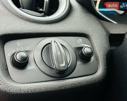 Красный Форд Фиеста, объемом двигателя 1 л и пробегом 56 тыс. км за 8800 $, фото 33 на Automoto.ua