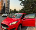 Красный Форд Фиеста, объемом двигателя 1 л и пробегом 67 тыс. км за 8550 $, фото 1 на Automoto.ua