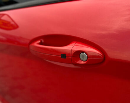 Красный Форд Фиеста, объемом двигателя 1.6 л и пробегом 132 тыс. км за 9500 $, фото 10 на Automoto.ua