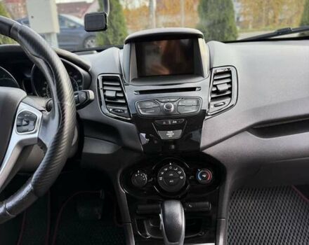 Красный Форд Фиеста, объемом двигателя 1.6 л и пробегом 238 тыс. км за 7700 $, фото 17 на Automoto.ua