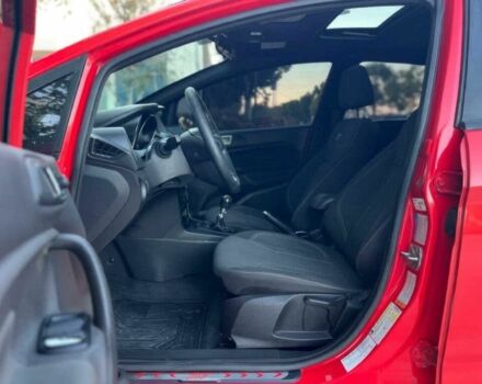 Червоний Форд Фієста, об'ємом двигуна 1.6 л та пробігом 71 тис. км за 4900 $, фото 8 на Automoto.ua